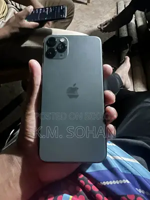 Apple iPhone 11 Pro Max . (ব্যবহৃত)