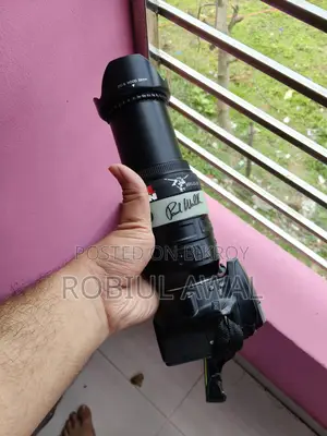 Nikon d3400 with 50 mm prime lens & 55-300 zoom