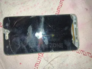 Samsung Galaxy J7 (Used)