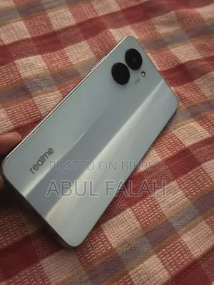 Realme C33 3/32 (Used)