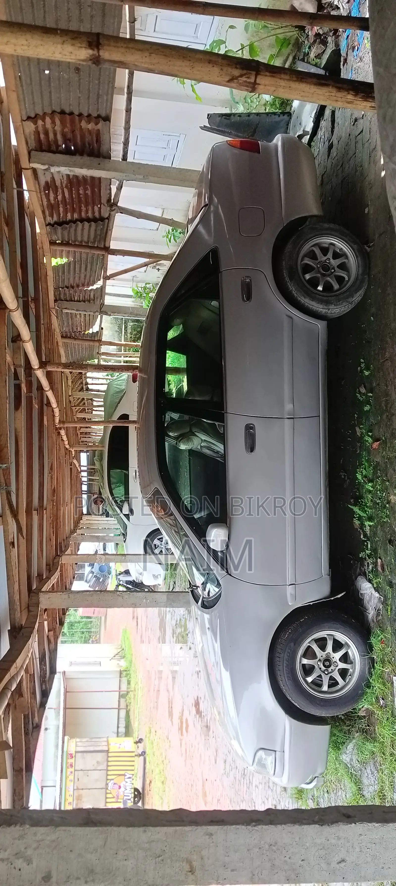 Toyota Sprinter 2000