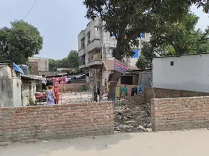 জায়গাটি বিক্রি হবে