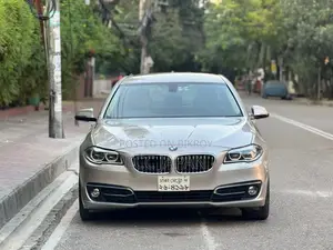 BMW 5 Series 520i TwinxTurbo 2015