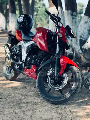 TVS Apache RTR 160 4v 2023
