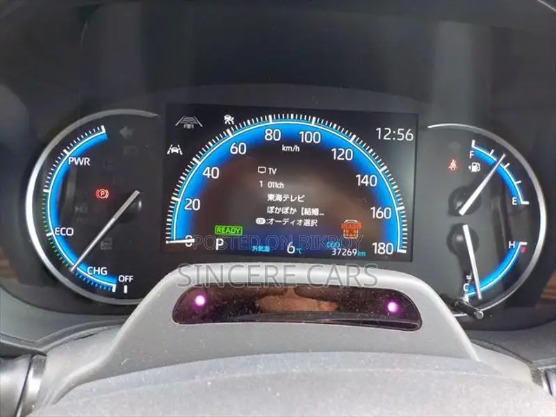 Toyota Noah SZ HYB 4.5POINT 2022