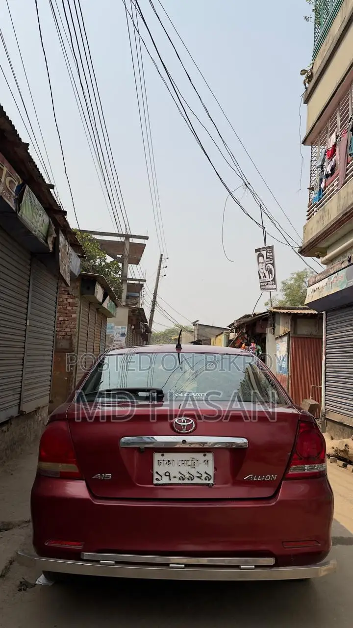 Toyota Allion . 2002