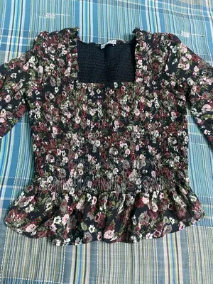 Short Tops