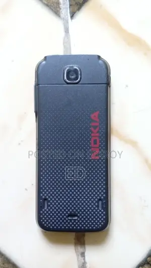 নোকিয়া ৫৩১০ . (ব্যবহৃত)