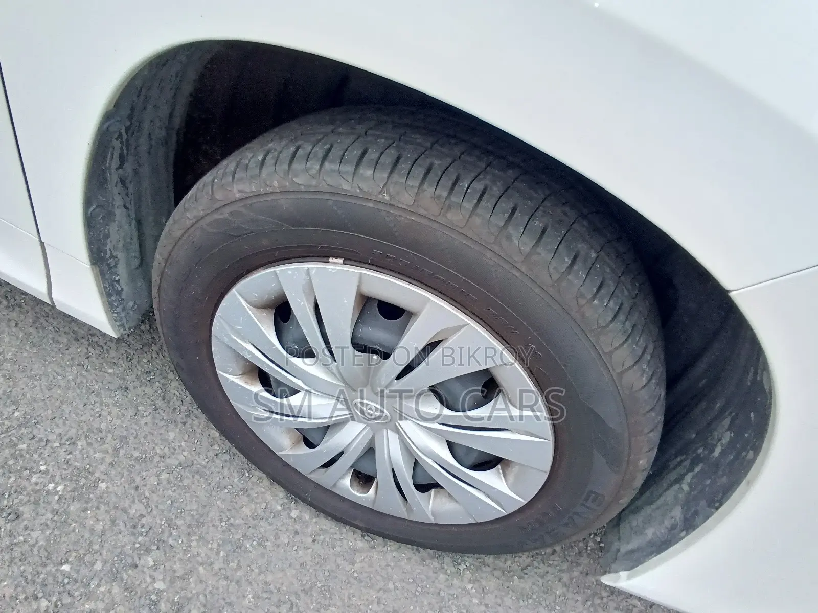 Toyota Noah Non Hybrid X Pearl 2022