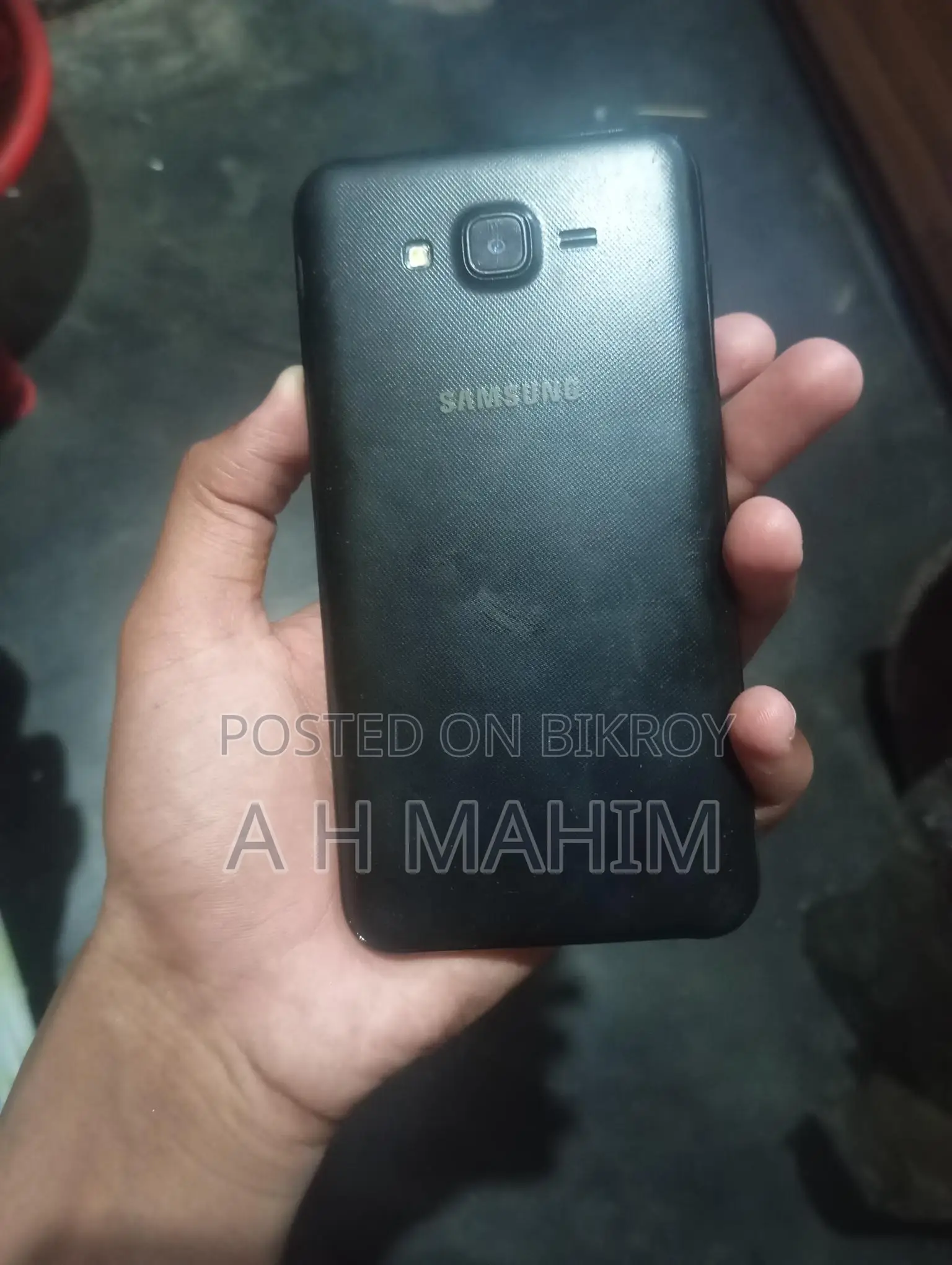 Samsung Galaxy J7 . (ব্যবহৃত)