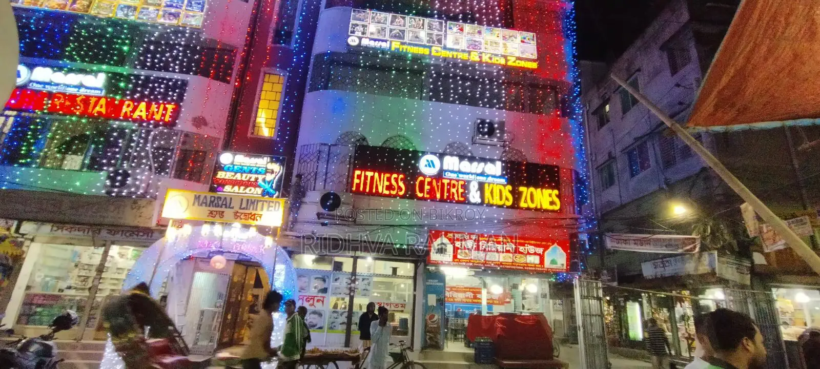 বিল্ডিংয়ের গ্রাউন্ড ফ্লোর এবং ২য় তলা ভাড়া হবে