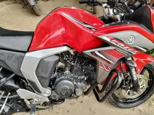 Yamaha Fazer ` 2022