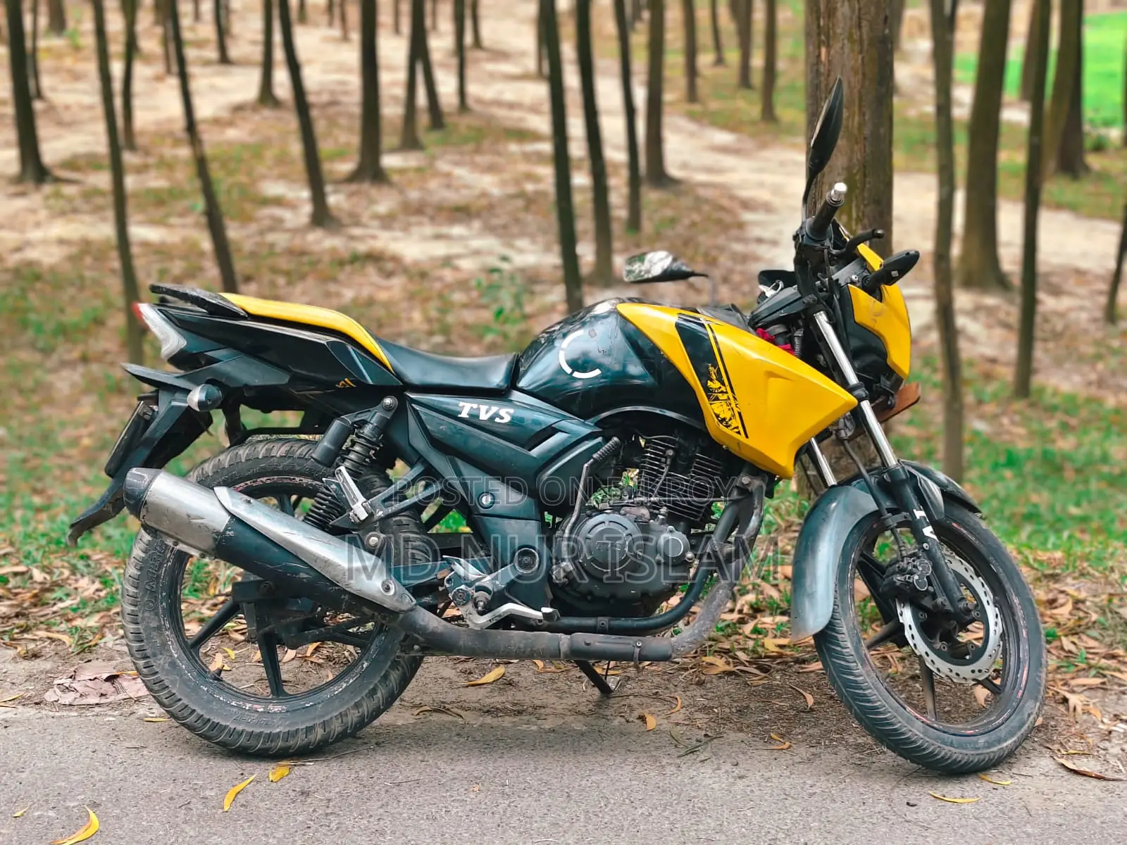 TVS APACHE RTR 150 . 2012