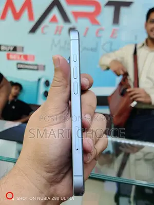 Apple iPhone 17 256 (Used)