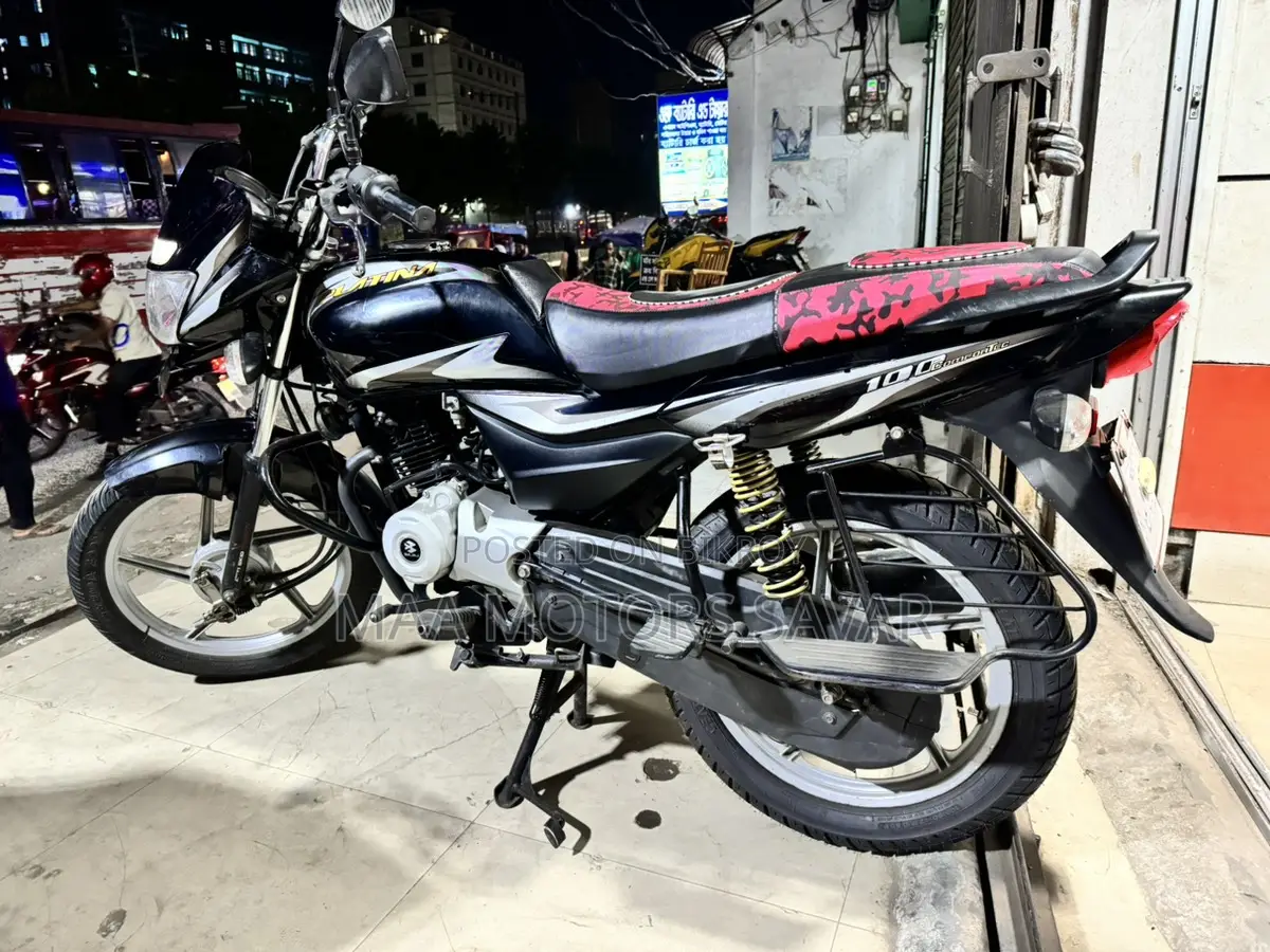 Bajaj Platina 100 . 2022