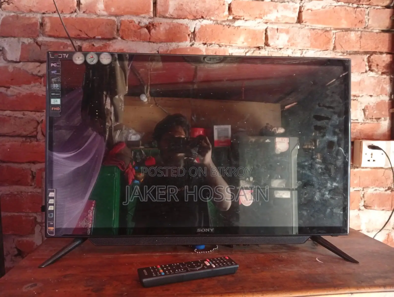 Selling the TV because I need money urgently.