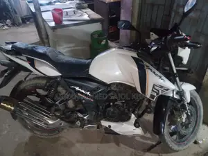TVS Apache RTR 2016