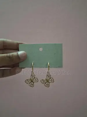 Slightly Negotiable‼️Urgent Sale‼️Gold Butterfly Earrings