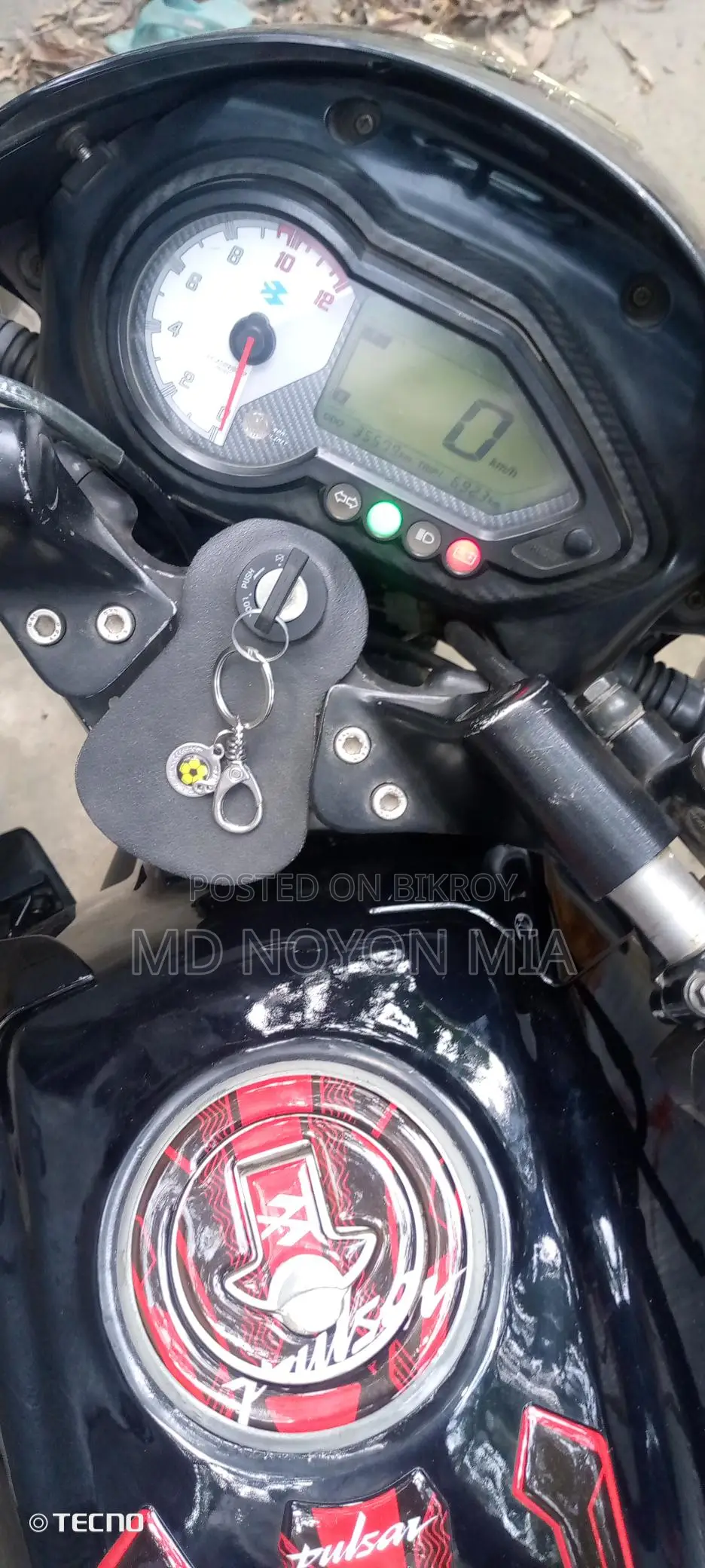 Bajaj Pulsar 150 . 2019