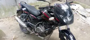 Bajaj Pulsar 150 . 2019