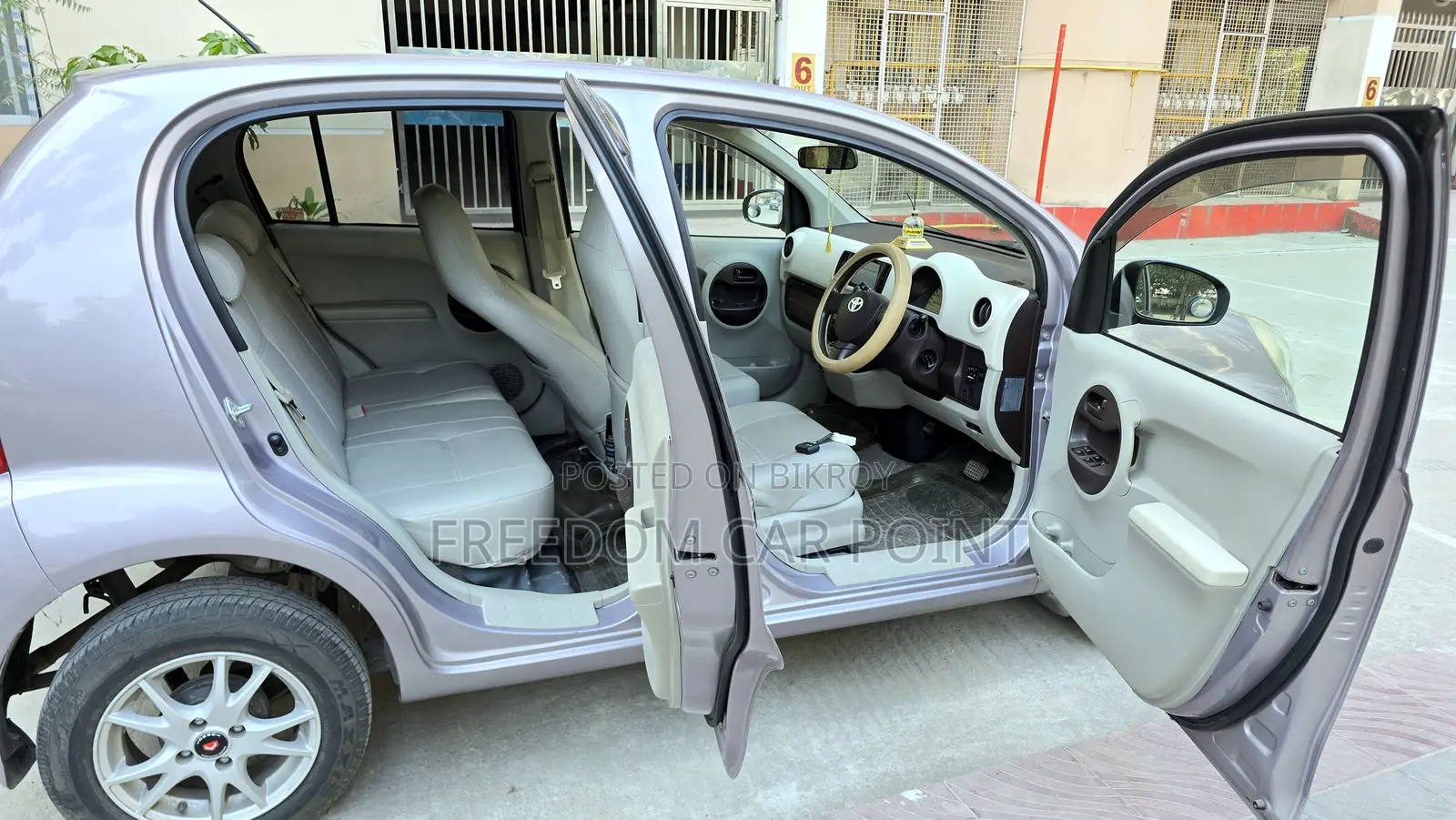Toyota Passo Push Start - 1320CC 2011