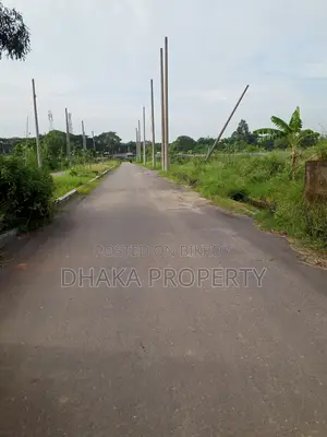 সেক্টর-২৩ এ ৫ কাঠার পার্ক ভিউ লেক প্লট