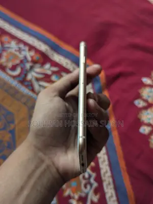 Apple iPhone 8 (Used)