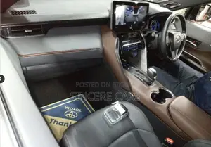 Toyota Harrier Z Brown Console 2021
