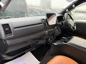 Toyota Hiace SUPER GL DARK PRIME2 2021