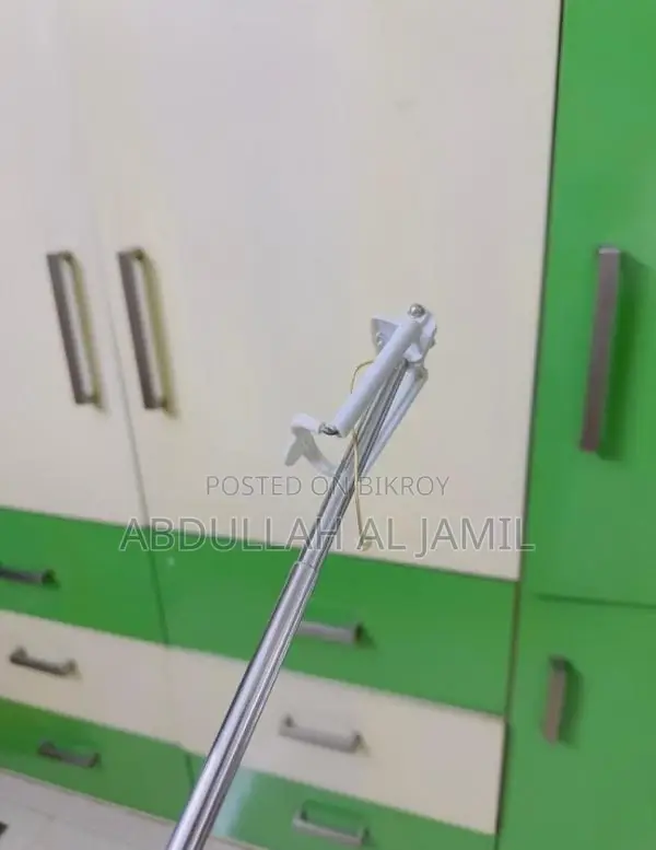 Monopod pocket selfie stick
