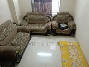 Sublet for Female Job Holder or Student