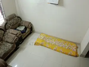 Sublet for Female Job Holder or Student