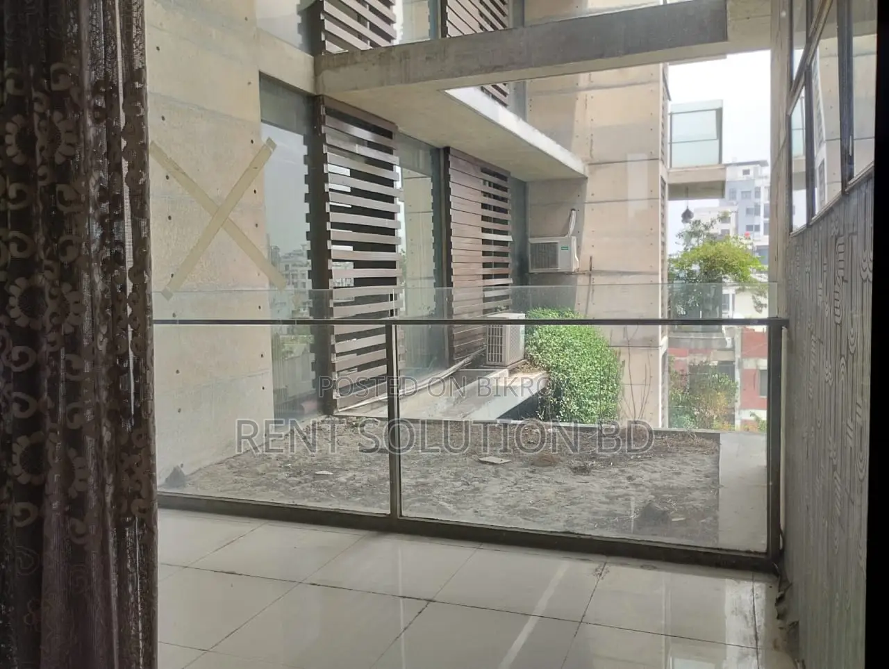 বনানী উত্তরে জিম ও সুইমিং সুবিধাসহ ফার্নিশড অ্যাপার্টমেন্ট ভাড়া