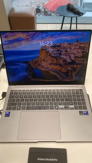 ল্যাপটপ Samsung 16GB Intel Core i7 SSD 512GB