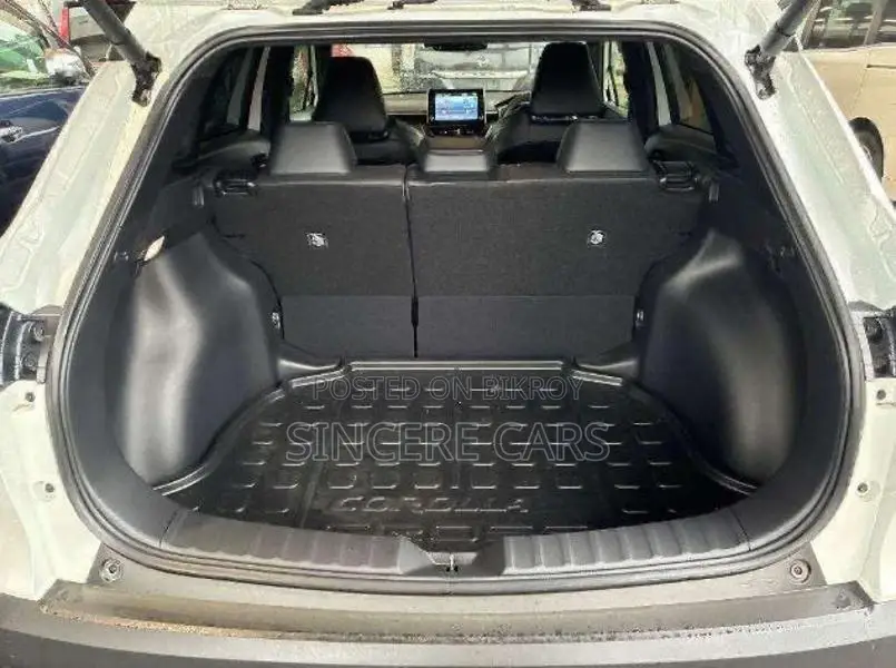 Toyota Corolla Cross Z PKG HARDTOP 2021