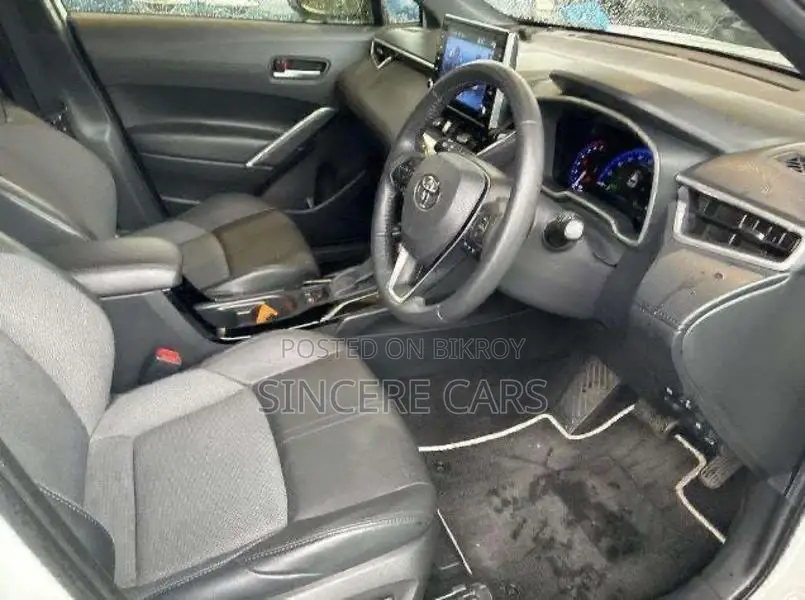 Toyota Corolla Cross Z PKG HARDTOP 2021