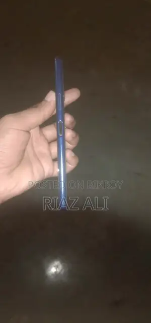 Sony Xperia 10 II (Used)