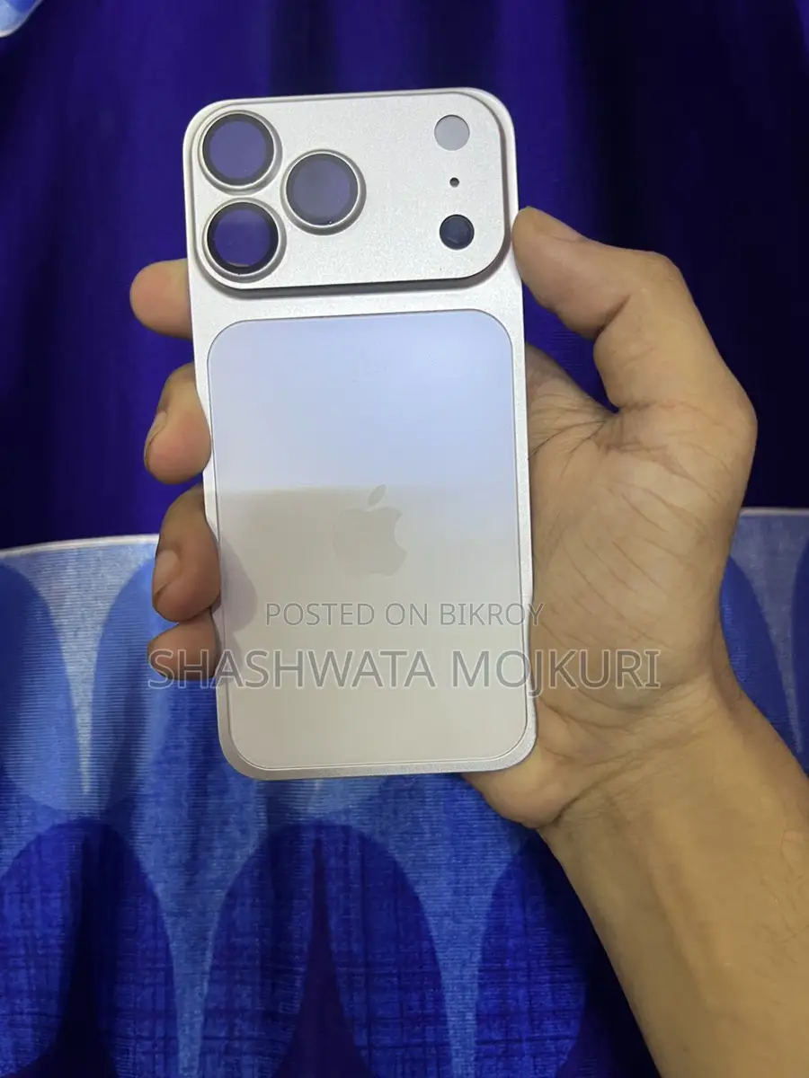 Apple iPhone 13 Pro Backshell