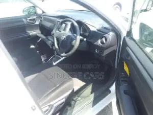 Toyota Fielder EX PKG NON HYB 2020