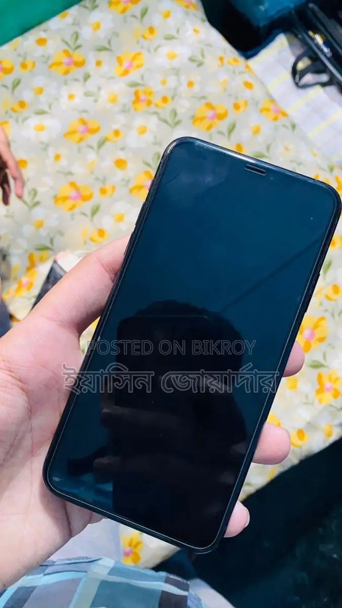 Apple iPhone 11 Pro Max (Used)