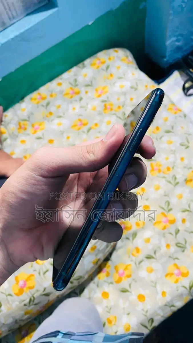 Apple iPhone 11 Pro Max (Used)