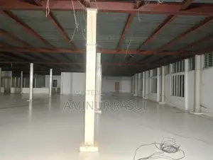 ওয়্যারহাউস ভাড়া
