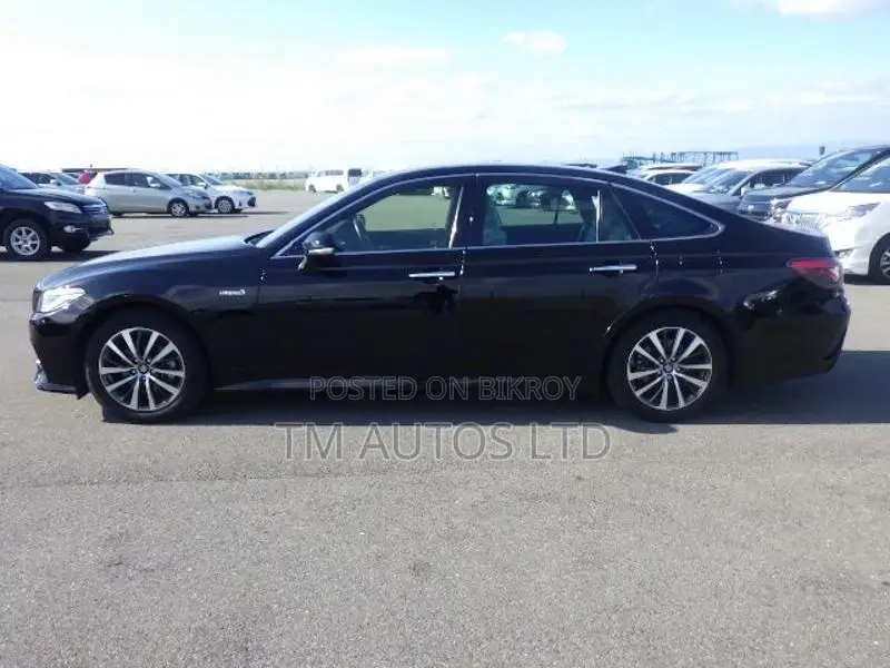 Toyota Crown G PKG 4.0 BLACK 2019