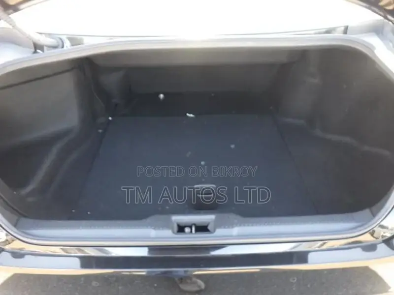 Toyota Crown G PKG 4.0 BLACK 2019