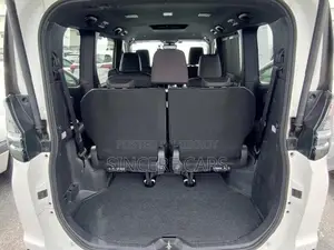 Toyota Voxy SZ PKG HYB 2023
