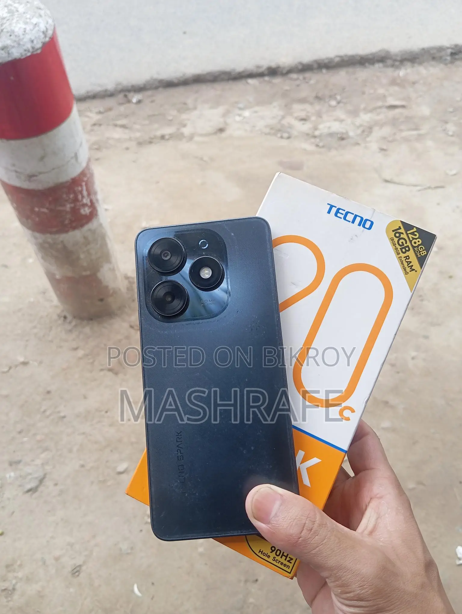 Tecno Spark 20C 8+8/128 (Used)
