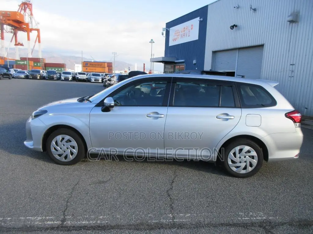 Toyota Fielder EX 2021