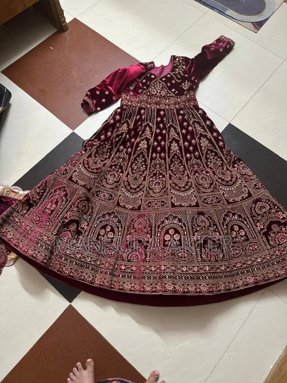 ব্রাইডাল গাউন