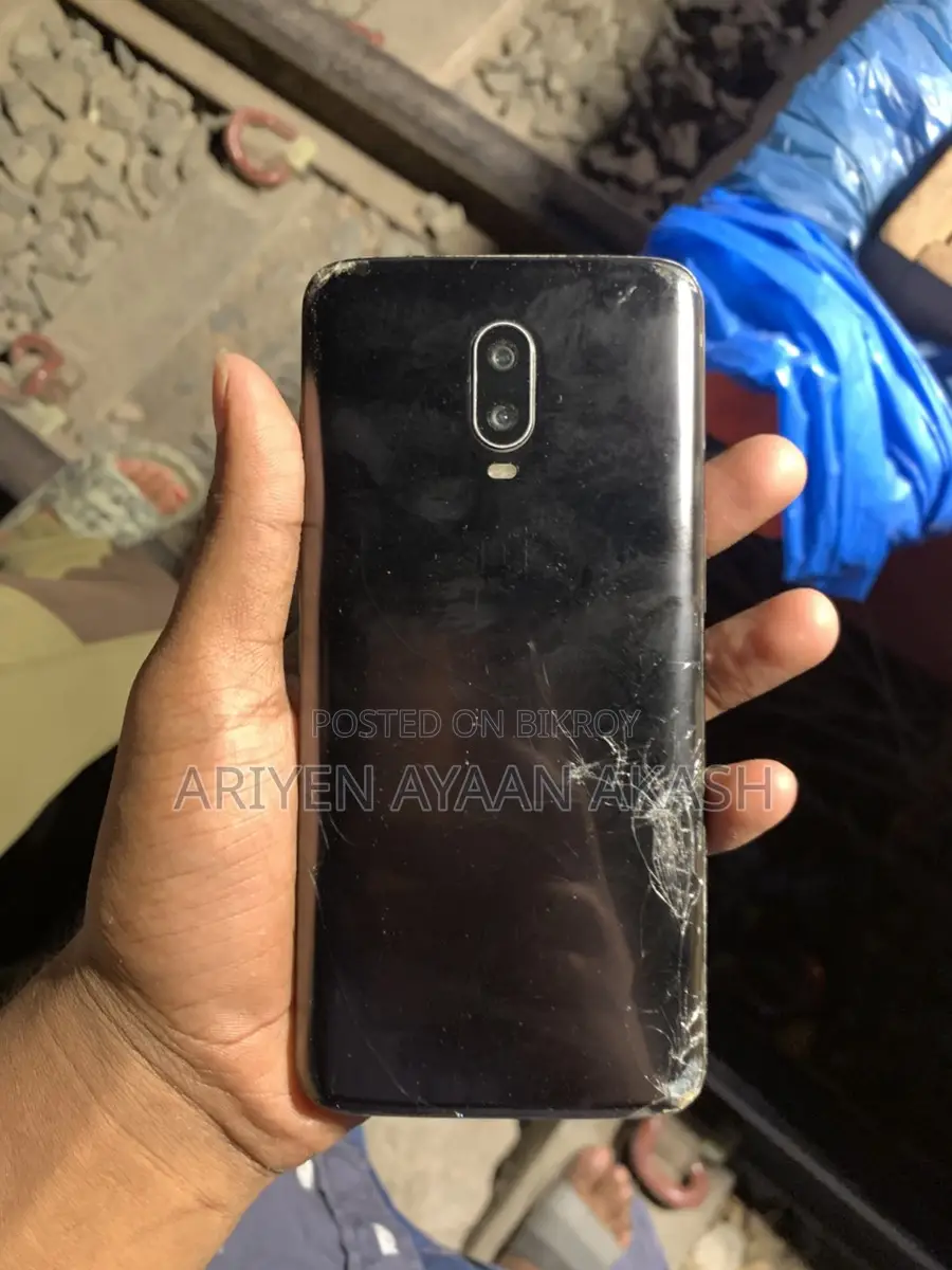 OnePlus 6T 8/128 (Used)