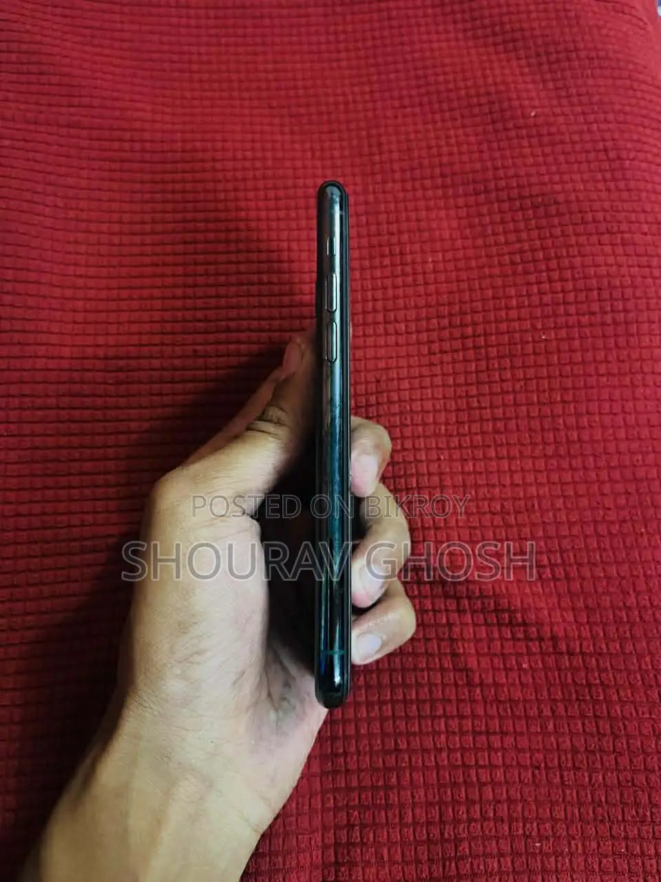 Apple iPhone 11 Pro (Used)